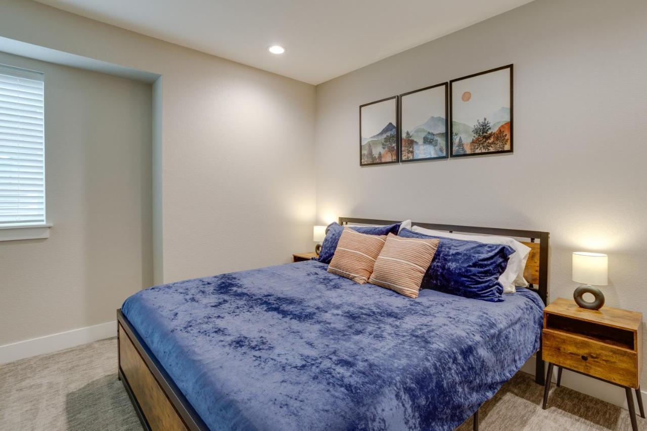 Cozy Vacation Near Broncos Stadium!